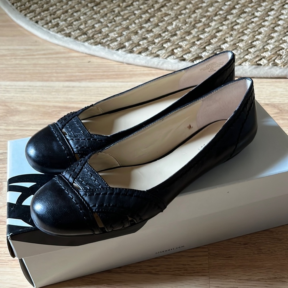 Nine West Black Ballet Flats